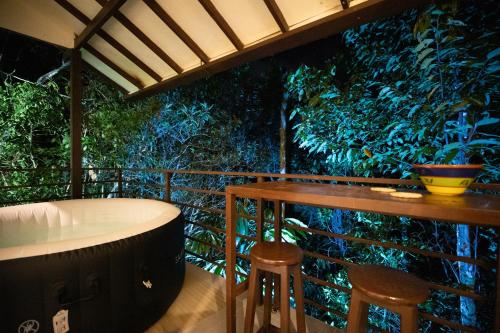 Roots Eco House