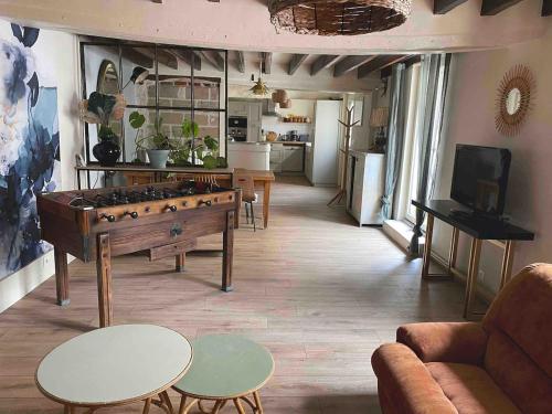3 bedrooms, 5 beds