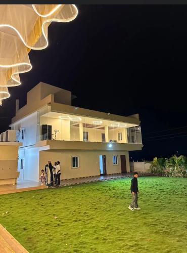 V guesthouse staycation