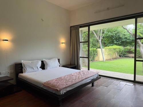 BK's Villa Golf - By the 7th Hole in Nanodra