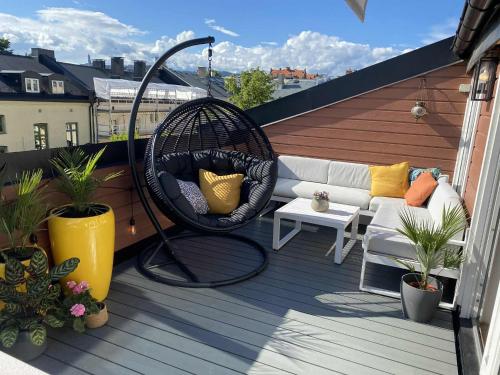 Stylish Grünerløkka penthouse with rooftop terrace, Oslo