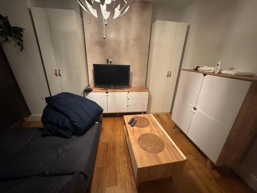 The Cozy Double Retreat, London (photo 7)