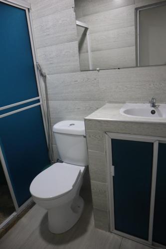 ห้องน้ำ, Penthouses La Fe in อูร์บานิซาซิออนเลาเรเลส