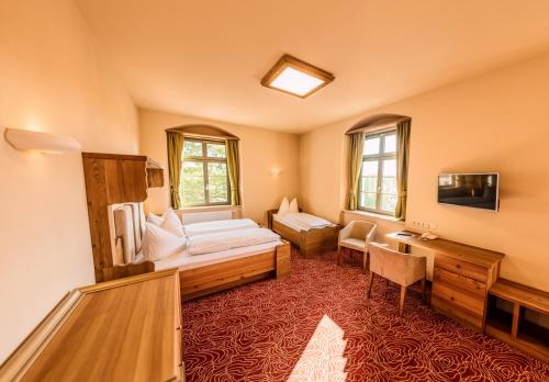 Hotel Freyhof Room Type - Classic Quadruple Room