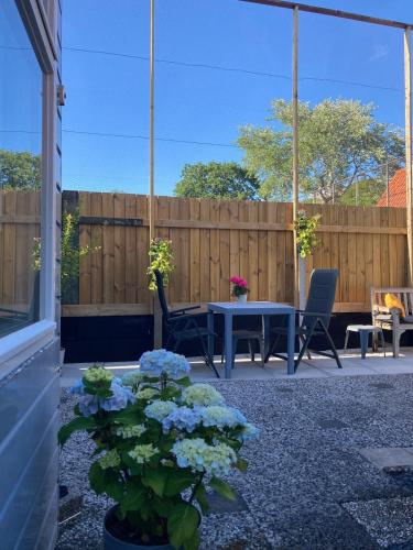 Apartment Little Belvedere with private garden in Boendermaker