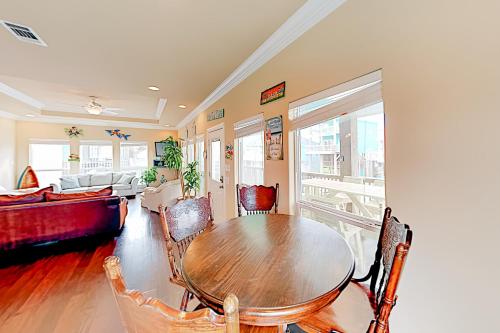 Escape Steps to Beach Large Deck Group Ready in Port Bolivar (TX)