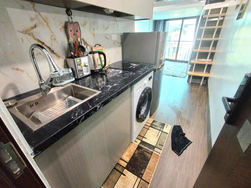 01 GX- TH Homestay ngõ 12 Đào Tấn yên tĩnh thoáng mát đầy đủ tiện nghi tự Check In - image 3