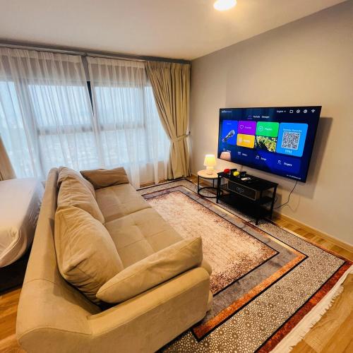 8KARAOKEArte Cheras Duplex house 8 pax, Kuala Lumpur