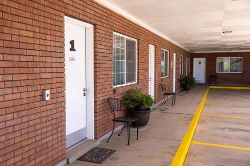 DeLano Motel & RV Park Beaver in 比弗