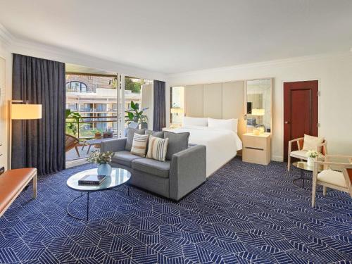 Fairmont Monte Carlo Room Type - Junior King Suite with Garden View with 1 King Bed
