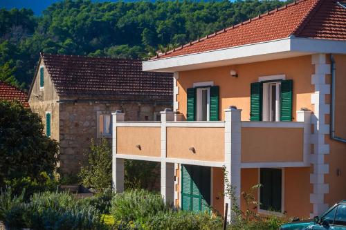  Apartments Erceg, Pension in Vrbanj