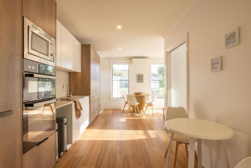 Forrest Caves Retreat in Surf Beach