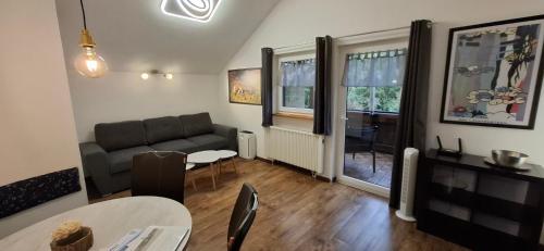 客房, Ferienwohnung Wildgatter in 格拉芬維森