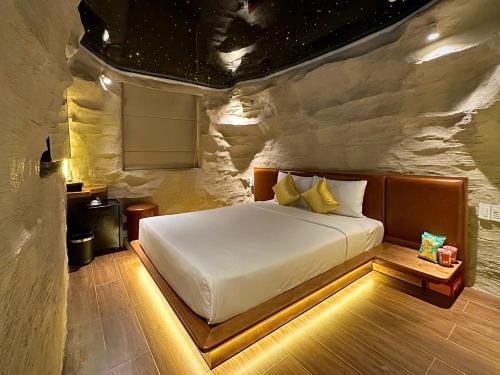 Cupid Hotel 3