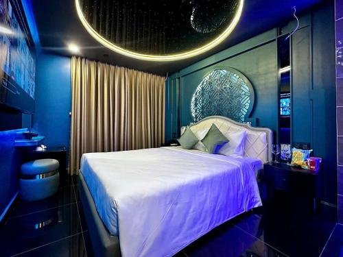 Cupid Hotel 3