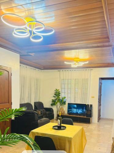 Matthews Home Cebu-Casa Dos