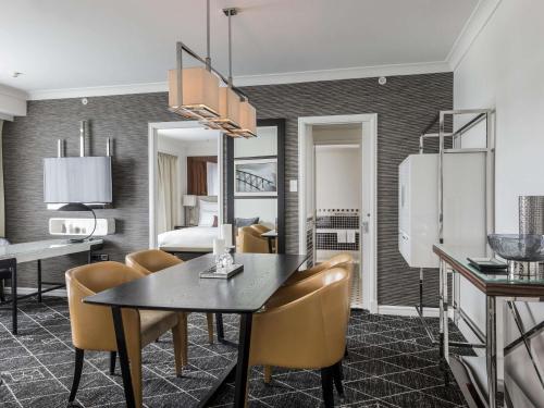 Swissotel Sydney - image 21