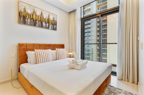 Bookable 2 bed Damac Aykon City with Balcony & Pool access, Dubaï (photo 2)