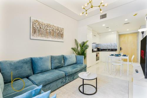 Bookable 2 bed Damac Aykon City with Balcony & Pool access, Dubaï (photo 10)