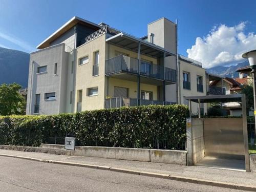 Villa Ehrenburg - Private Apartments in Meran