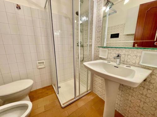 Seafront apartment with pool, Porto Santa Margherita di Caorle (fotografie 5)