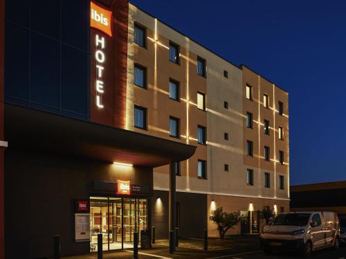 Ibis Montlhery Paris Sud Hotel de charme Nozay