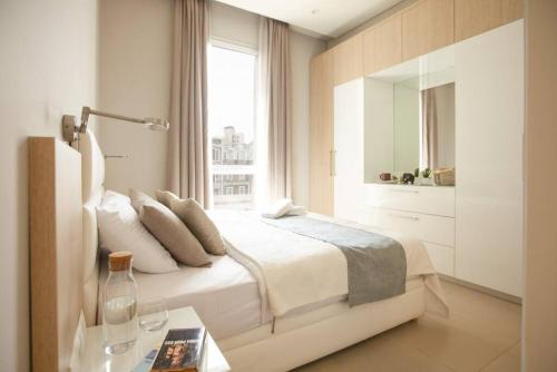 Comfy - 1BR Apt W Pool & Gym in Gemmayze - image 12