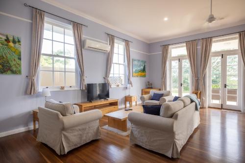 Kernow - Minimum age 18 in 查特斯堡