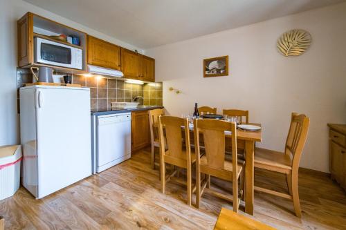 Apartment for 4 to 6 people in Albiez in Albiez-Montrond