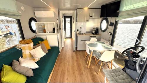 Azuria-Houseboat - Apartament na wodzie, Vratislav (fotografie 5)