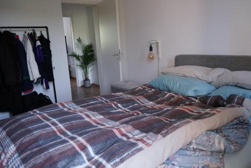 Elegant Furnished Apartment in Central Cologne for Long Stay, Kolín nad Rýnem (fotografie 4)