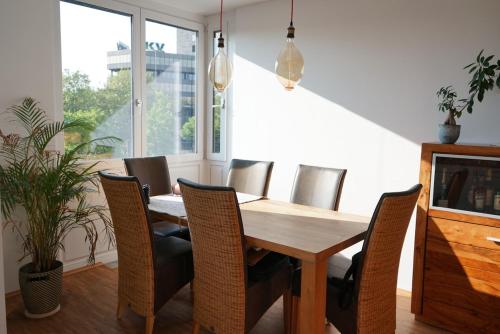 Elegant Furnished Apartment in Central Cologne for Long Stay, Kolín nad Rýnem (fotografie 7)