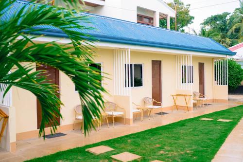 Sunrise Beach Resort, Pooc
