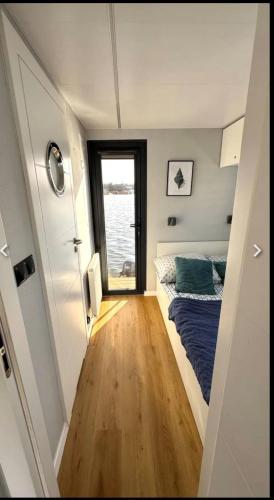 Azuria-Houseboat - Apartament na wodzie, Vratislav (fotografie 8)