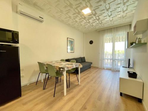Modern flat with pool view balcony, Порто-Санта-Маргерита-ди-Каорле (фото 8)