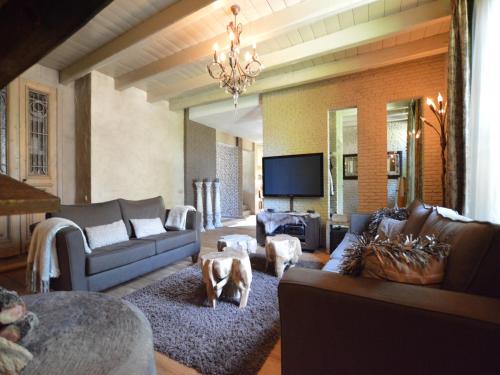  Group Stay with Private Pool and Sauna in Alphen