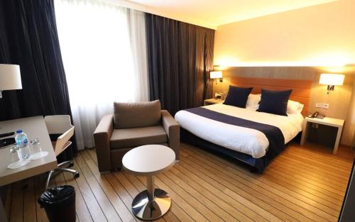 Foto - Logis Hôtel & Restaurant - Les Tuileries