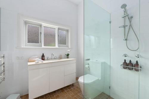 St Moritz - Timeless Federation Retreat near Coogee - image 8