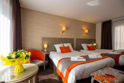 Hotel de la Gare de Troyes in โตรส