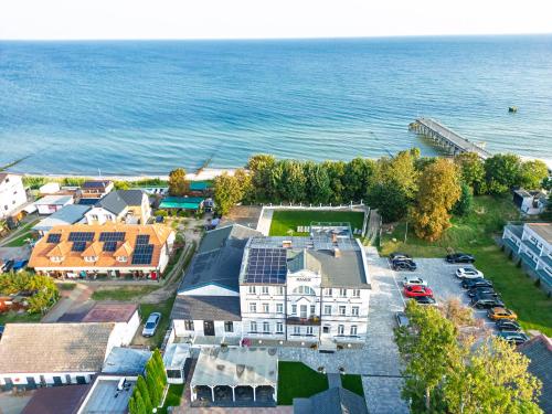 ZAMEK NA PIASKU - Tuż przy Plaży (ZAMEK NA PIASKU - Tuz przy Plazy) in 舒洛比