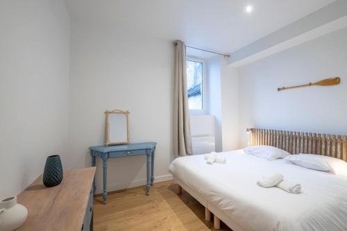 Nice, center, kingsize bed, Vannes (zdjęcie 6)