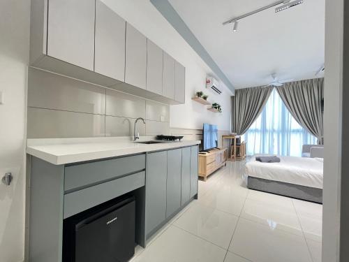 Majestic Residence By Awesomestay - image 12