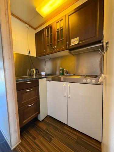 Sandmoen Bed & Breakfast, Free Parking