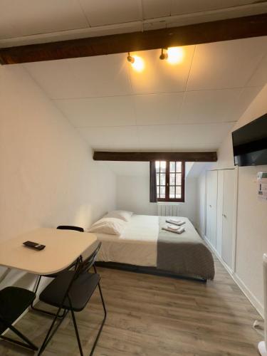 «Studio 2» rue Huchette - DABNB - Location saisonnière - Limoges