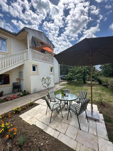 Stari Bar Apartments in Celuga