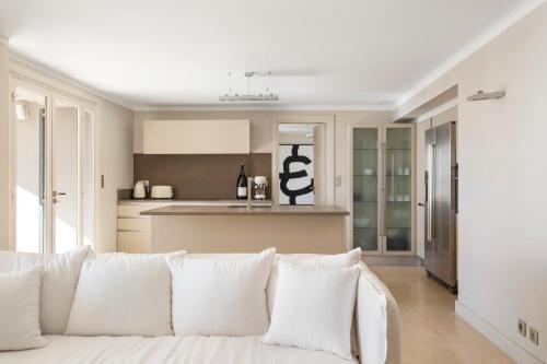 REF 2138 - Cannes - Villa sea view - image 5