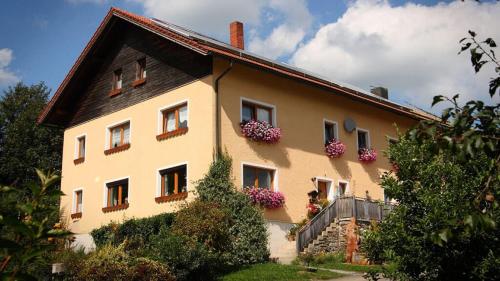Huisnhof in Arrach, Deutschland