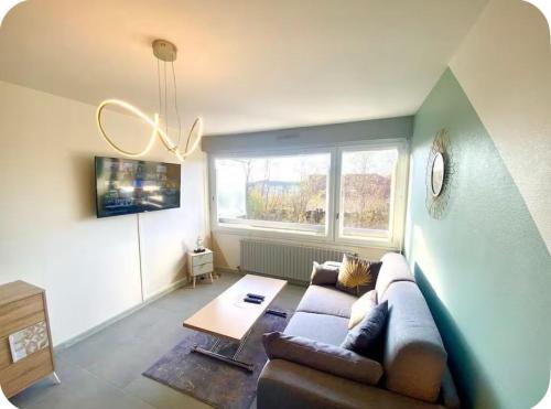 Cosy appartement-Free parking-Geneva border in เกลลาร์ด