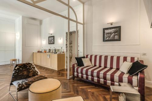 Piazza Venezia Luxe Apartment, Рим (фото 4)