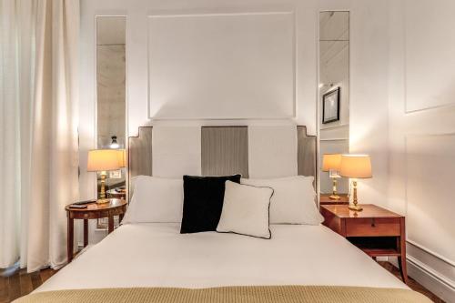 Piazza Venezia Luxe Apartment, Рим (фото 7)
